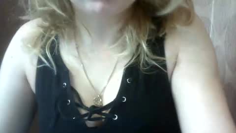 Snapshot of narcisjill chatting on February 2025 10:39:01 AM NarcisJill online show from February 2025 10:39:01 AM