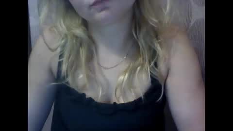 Snapshot of narcisjill chatting on October 2025 03:00:02 PM NarcisJill online show from October 2025 03:00:02 PM