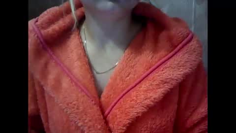 Snapshot of narcisjill chatting on October 2025 12:44:02 AM NarcisJill online show from October 2025 12:44:02 AM