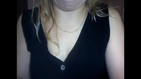 Snapshot of narcisjill chatting on October 2025 08:20:01 PM NarcisJill online show from October 2025 08:20:01 PM