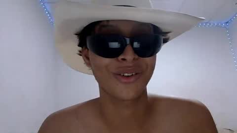Snapshot of narcisoxmoon chatting on July 2026 11:46:02 PM narcisoxmoon online show from July 2026 11:46:02 PM