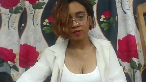 narindra884634 online show from April 2026 12:29:02 PM