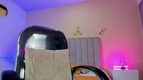 Nascary Fox online show from April 2026 01:46:02 PM