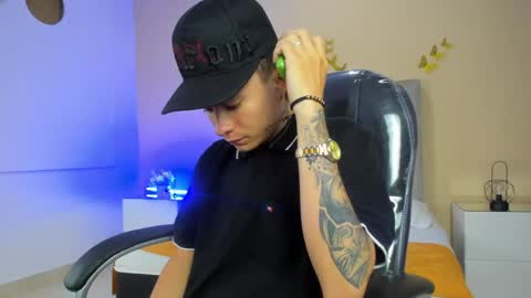 Nascary Fox online show from April 2026 12:09:02 PM