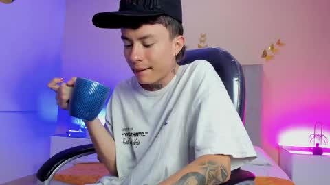 Nascary Fox online show from May 2026 12:02:01 PM