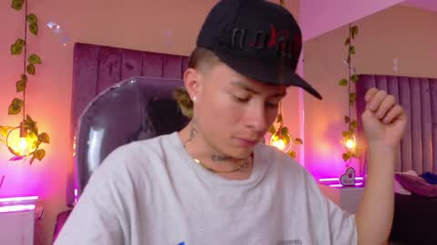 Nascary Fox online show from May 2026 12:23:01 PM
