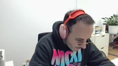 Snapshot of nassobout chatting on January 2025 09:59:01 PM nassobout online show from January 2025 09:59:01 PM