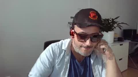 Snapshot of nassobout chatting on September 2025 07:47:01 PM nassobout online show from September 2025 07:47:01 PM