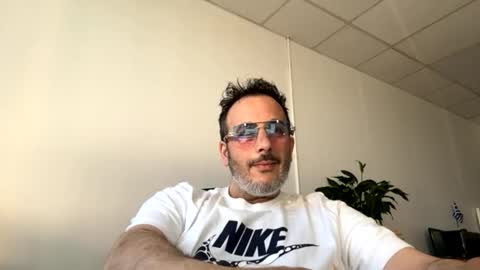 nassobout online show from May 2026 11:35:01 PM