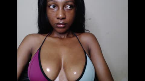 nasty4ux online show from June 2026 06:52:01 AM