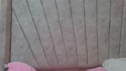 Caren online show from October 2025 12:06:01 PM