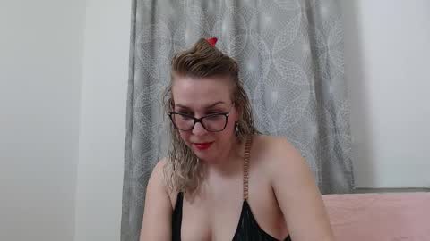 Ada online show from February 2026 09:23:01 PM