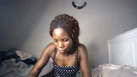 nastydorris online show from October 2025 07:00:01 PM