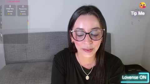 nathalia online show from December 2025 11:31:01 PM