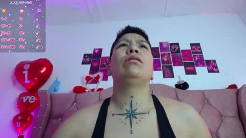 nat_evans8 online show from May 2026 02:42:01 AM