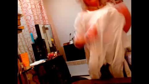 natali online show from February 2025 08:05:02 PM