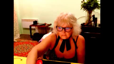 natali online show from May 2026 04:15:02 PM