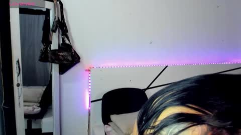 Snapshot of natalia_cb chatting on September 2025 09:43:02 AM Natalia online show from September 2025 09:43:02 AM