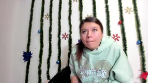 Snapshot of natalia_walker chatting on December 2025 12:24:02 PM Natalia Walker online show from December 2025 12:24:02 PM