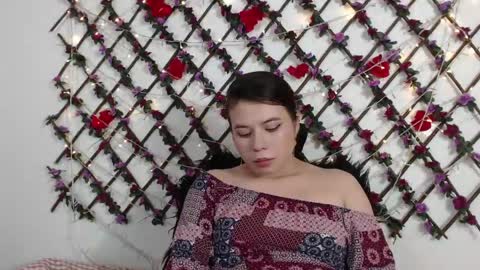 Natalia Walker online show from April 2026 04:59:01 PM
