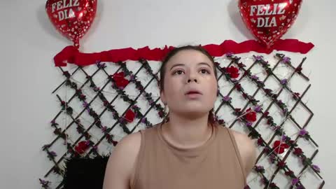 Natalia Walker online show from May 2026 02:35:02 PM