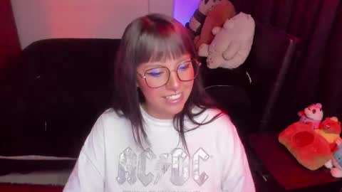 Natalia online show from November 2025 02:01:01 AM