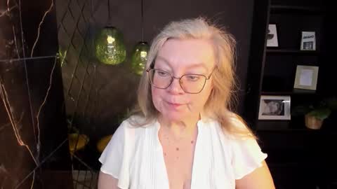 NataliCloud online show from February 2026 01:09:01 PM