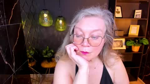 NataliCloud online show from May 2026 01:30:02 PM