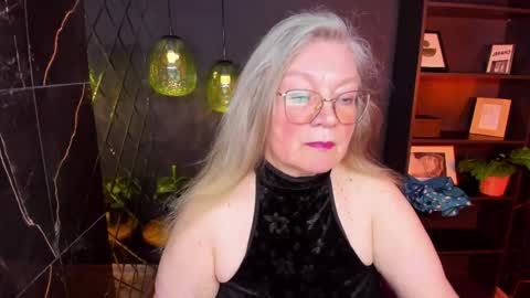 NataliCloud online show from May 2026 02:15:02 PM