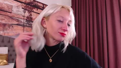 Snapshot of natalie_bitton chatting on October 2025 11:29:02 AM Natalie online show from October 2025 11:29:02 AM