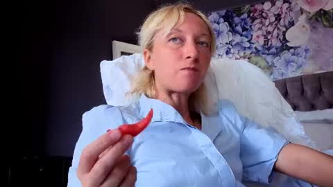 Natalie online show from July 2026 06:09:02 AM