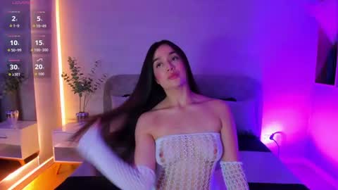 NATALIE BLAZE online show from July 2026 04:19:01 AM