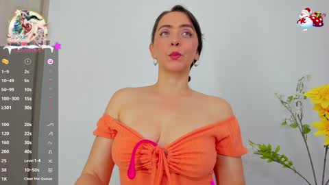 Natalie online show from December 2024 07:40:02 PM