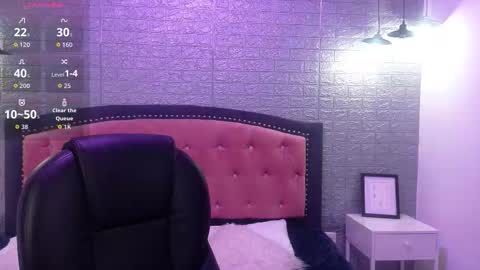 natalie  online show from September 2025 02:55:01 AM