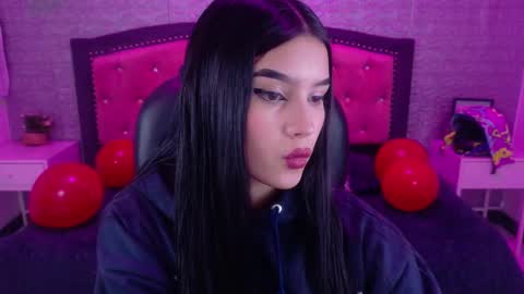 natalie  online show from February 2026 03:38:02 AM