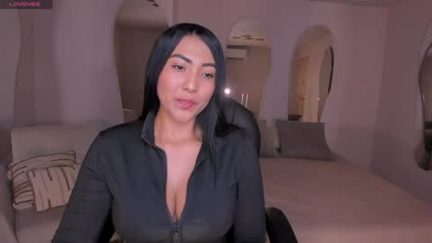 Natalie Lewis online show from June 2026 12:11:01 PM
