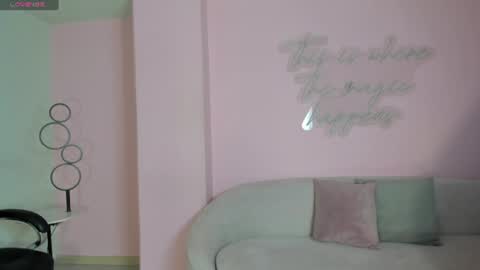 Natalie Lewis online show from June 2026 11:46:01 AM
