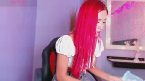 natalliapradas online show from July 2026 06:17:01 PM