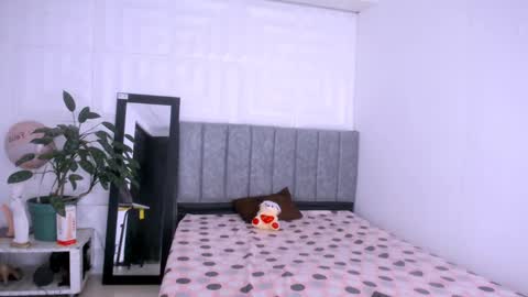 NATALY online show from September 2025 09:37:01 PM