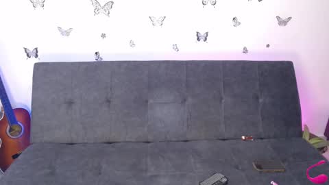   online show from February 2025 11:09:01 PM