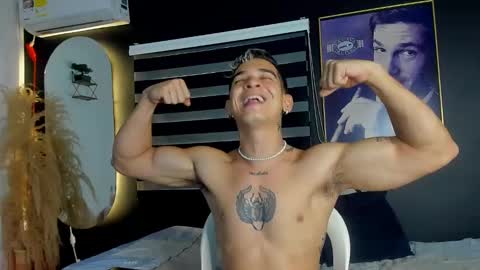 natan_77 online show from February 2025 01:59:01 PM