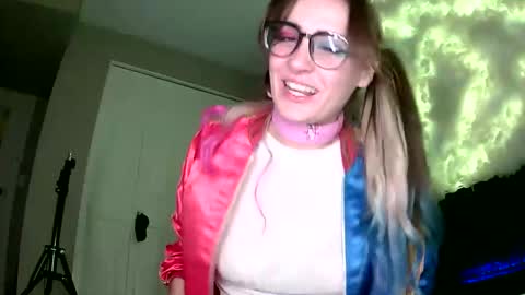 Snapshot of natasha_123341319 chatting on October 2025 06:47:01 AM natasha_123341319 online show from October 2025 06:47:01 AM