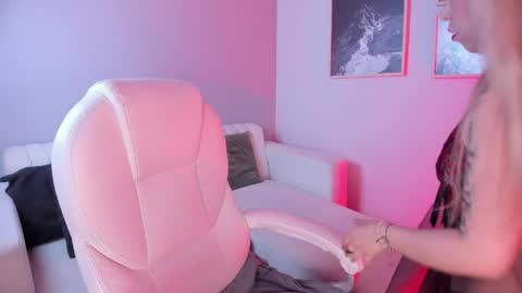 Snapshot of natasha_bennett chatting on May 2026 02:36:01 PM Natasha Bennett online show from May 2026 02:36:01 PM
