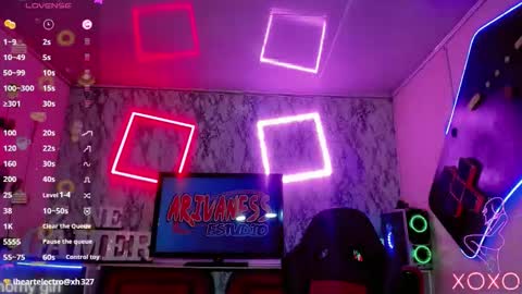 Snapshot of natasha_clifford chatting on February 2026 10:00:02 AM natasha_clifford online show from February 2026 10:00:02 AM