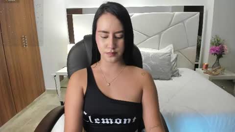 Snapshot of natasha_kiim_ chatting on June 2026 04:46:01 AM natasha kiim online show from June 2026 04:46:01 AM