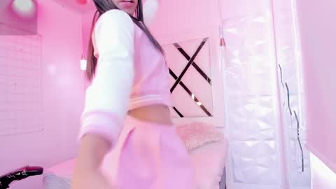 Natasha  online show from December 2024 05:01:01 PM