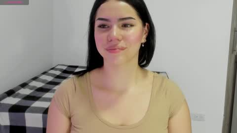 Snapshot of natasha_su chatting on January 2025 03:40:02 AM Natalia online show from January 2025 03:40:02 AM