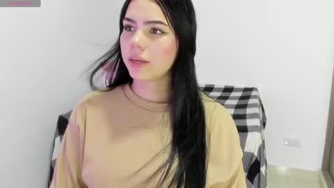 Snapshot of natasha_su chatting on February 2025 01:19:02 AM Natalia online show from February 2025 01:19:02 AM