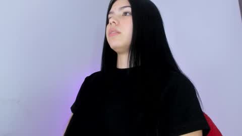 Snapshot of natasha_su chatting on September 2025 03:52:01 AM Natalia online show from September 2025 03:52:01 AM