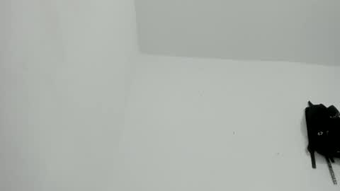     NATHALIA online show from February 2025 12:10:01 AM